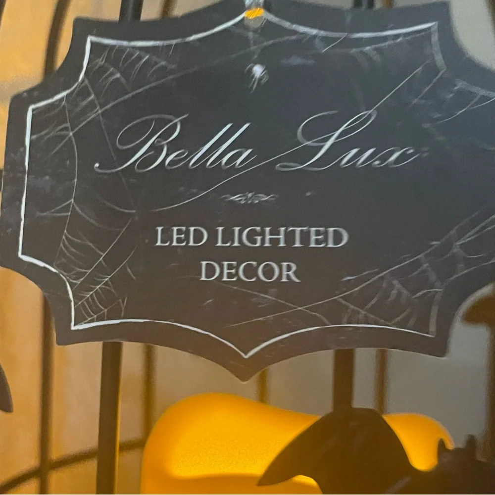 NWT Halloween Bella Lux Black Bird Cage LED Candle Holder w/Bats and Bird on Top